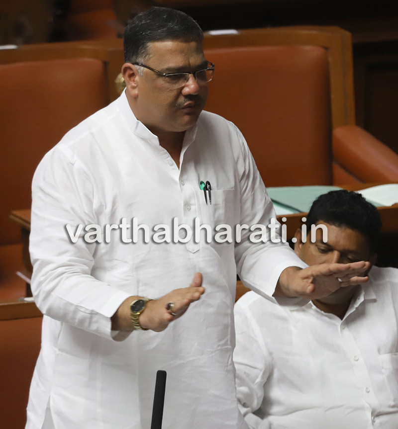 ಶಿಥಿಲಾವಸ್ಥೆಯ ಶಾಲಾ ಕಟ್ಟಡಗಳ ನೆಲಸಮ: ಶಿಕ್ಷಣ ಸಚಿವ ತನ್ವೀರ್ ಸೇಠ್